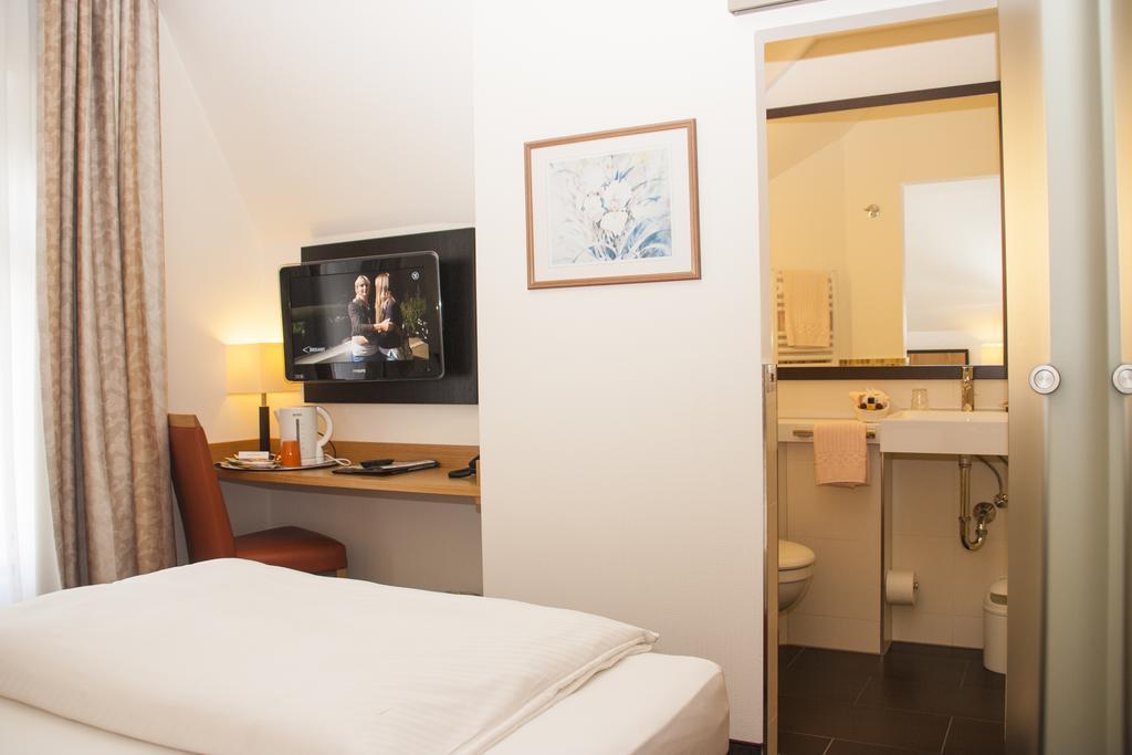 Hotel Haus Berlin Bonn Oda fotoğraf